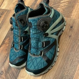 Merrrell boots size 7